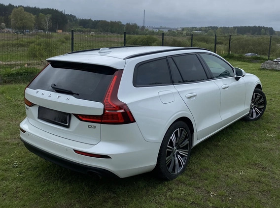 Volvo V60 cena 65500 przebieg: 206000, rok produkcji 2019 z Ostróda małe 92